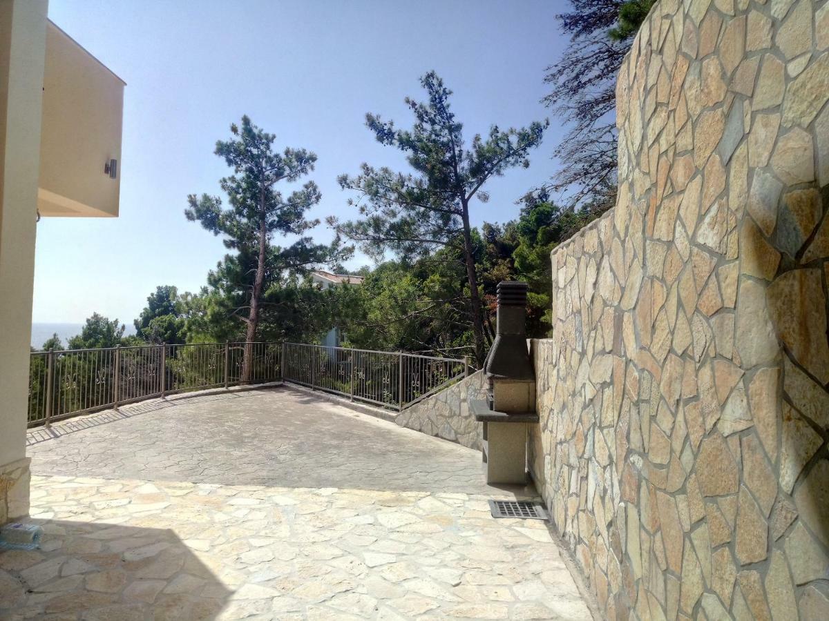 Villa Grand Бар Екстериор снимка