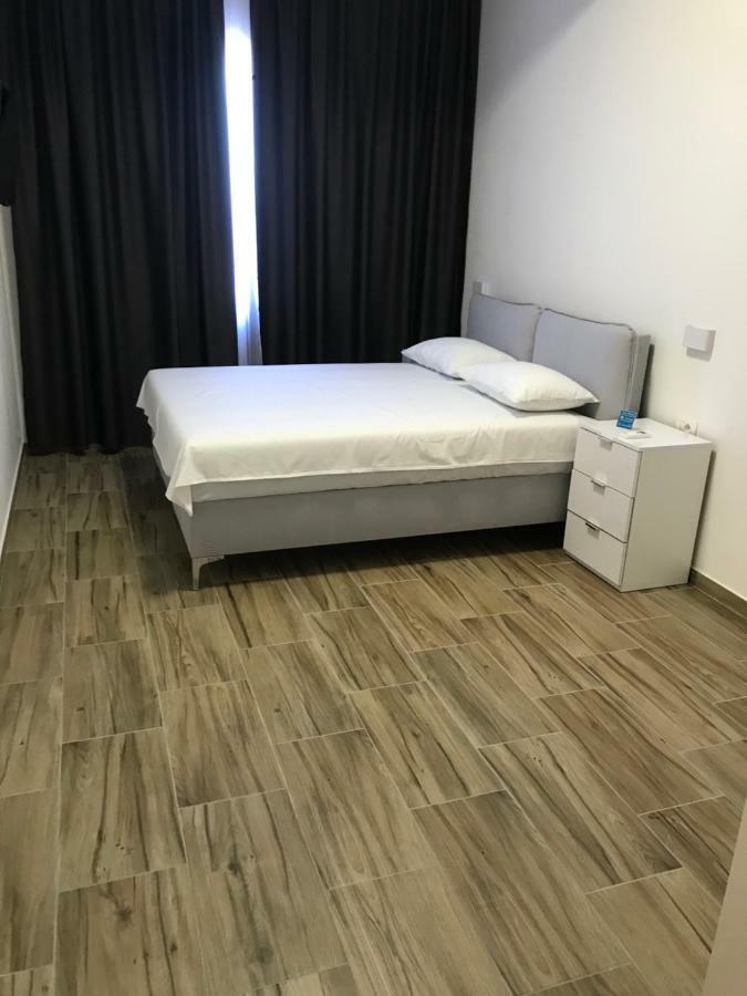 Villa Grand Бар Екстериор снимка