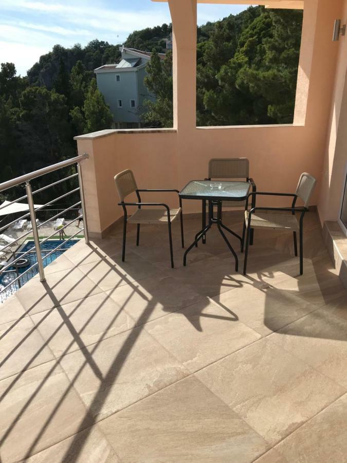 Villa Grand Бар Екстериор снимка